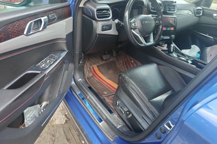 Used Lynk & Co 02 2018 1.5T DCT Two-Wheel Drive Pro Version China V Emission Standard Driver Seat