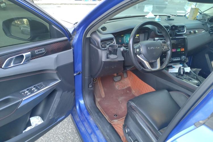 Used Lynk & Co 02 2018 1.5T DCT Two-Wheel Drive Pro Version China V Emission Standard Driver Seat
