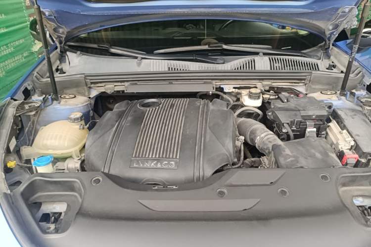 Used Lynk & Co 02 2018 1.5T DCT Two-Wheel Drive Pro Version China V Emission Standard Engine Bay