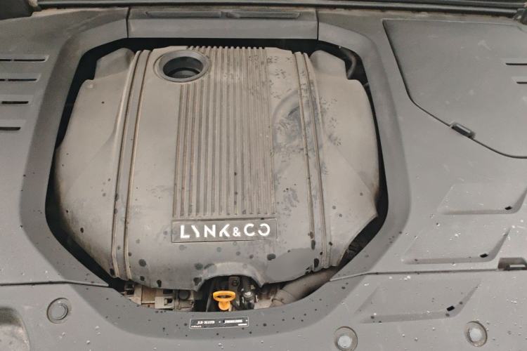 Used Lynk & Co 02 2018 1.5T DCT Two-Wheel Drive Pro Version China V Emission Standard Engine Bay