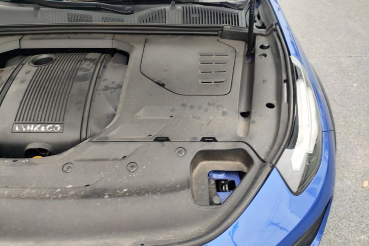 Used Lynk & Co 02 2018 1.5T DCT Two-Wheel Drive Pro Version China V Emission Standard Engine Bay Left