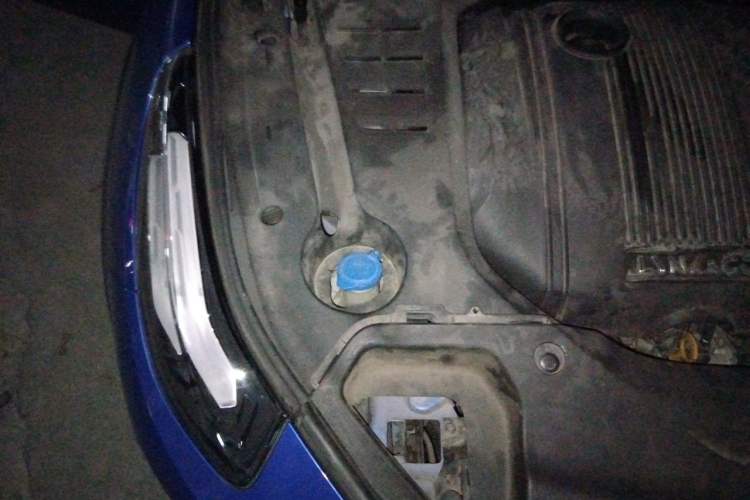 Used Lynk & Co 02 2018 1.5T DCT Two-Wheel Drive Pro Version China V Emission Standard Engine Bay Right
