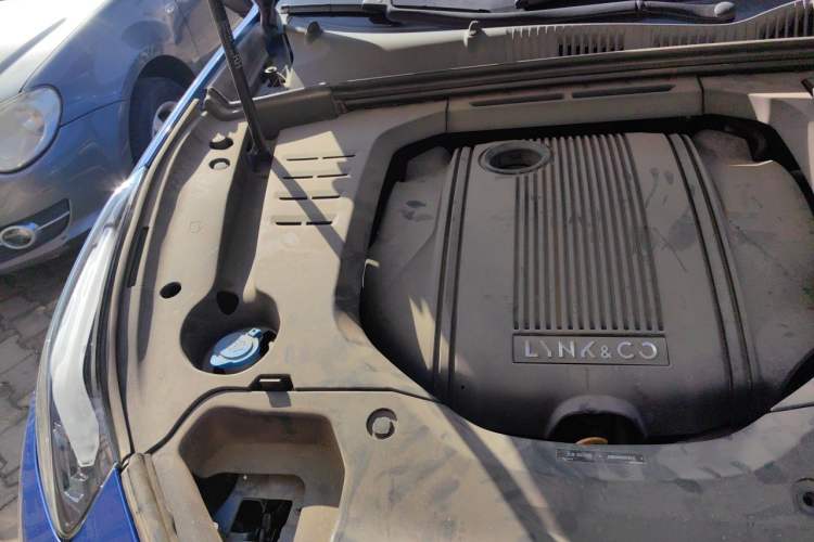 Used Lynk & Co 02 2018 1.5T DCT Two-Wheel Drive Sporty Version China V Standard Engine Bay Right