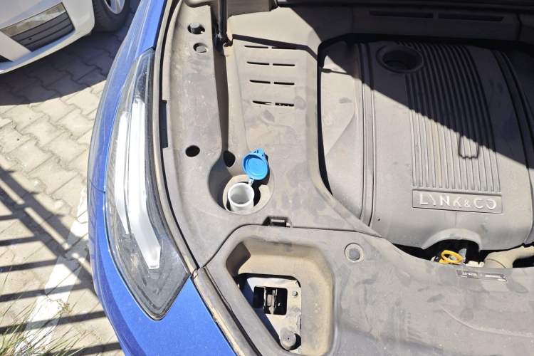 Used Lynk & Co 02 2018 1.5T DCT Two-Wheel Drive Sporty Version China V Standard Engine Bay Right