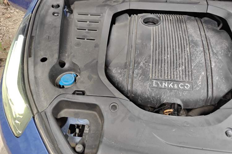 Used Lynk & Co 02 2018 1.5T DCT Two-Wheel Drive Sporty Version China V Standard Engine Bay Right