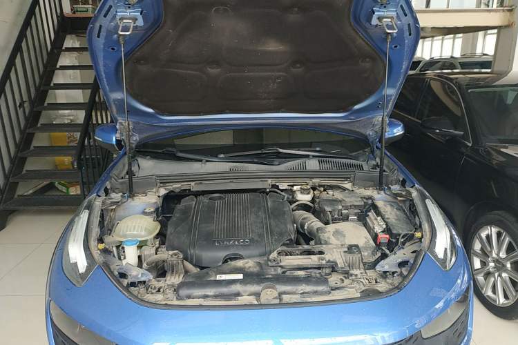 Used Lynk & Co 02 2018 1.5T DCT Two-Wheel Drive Sporty Version China V Standard Engine Bay