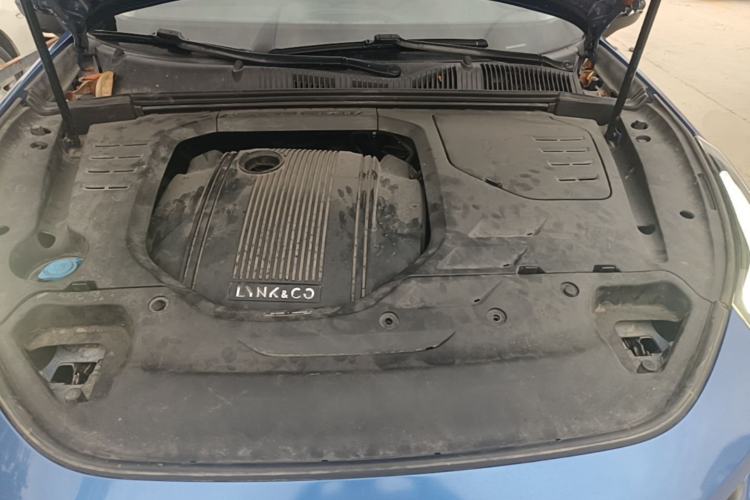 Used Lynk & Co 02 2018 1.5T DCT Two-Wheel Drive Pro Version China V Emission Standard Engine Bay