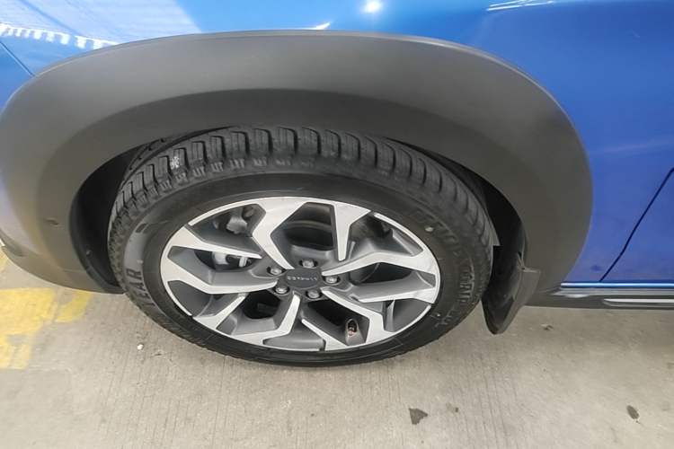 Used Lynk & Co 02 2018 1.5T DCT Two-Wheel Drive Pro Version China V Emission Standard Exterior 2