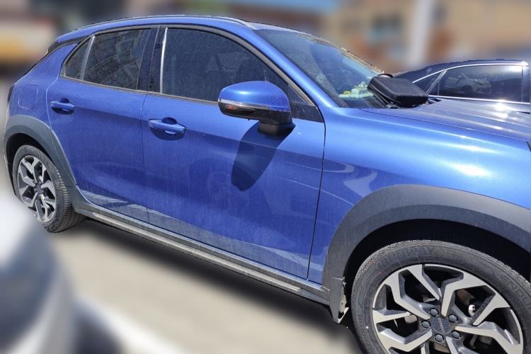 Used Lynk & Co 02 2018 1.5T DCT Two-Wheel Drive Sporty Version China V Standard Front Right 45 Deg