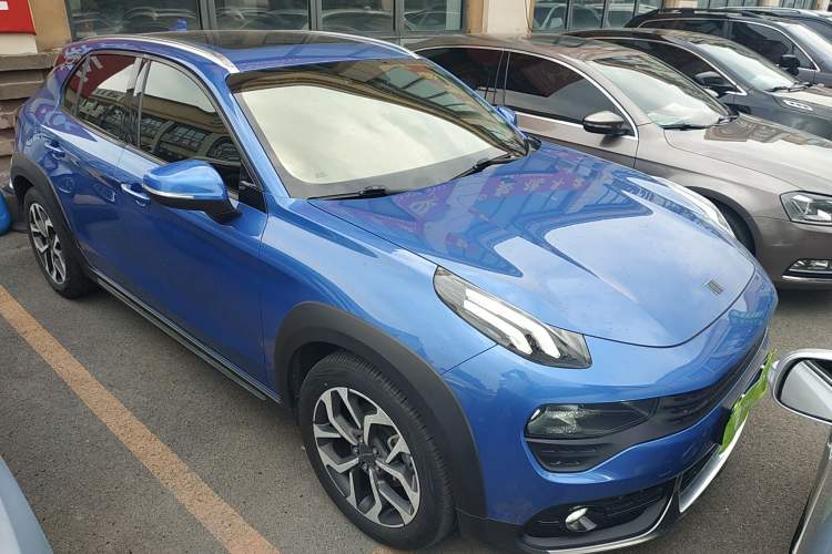Used Lynk & Co 02 2018 1.5T DCT Two-Wheel Drive Sporty Version China V Standard Front Right 45 Deg