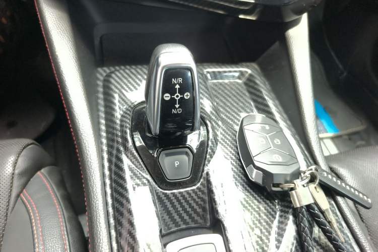 Used Lynk & Co 02 2018 1.5T DCT Two-Wheel Drive Zhaoban China V Standard Gear Lever
