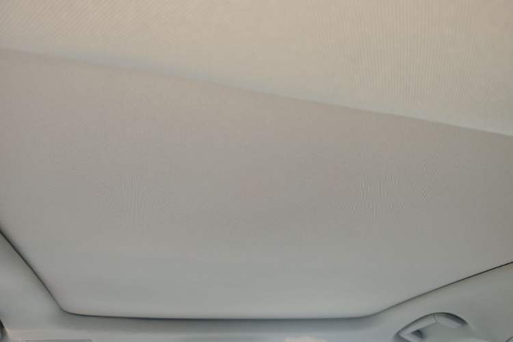 Used Lynk & Co 02 2018 1.5T DCT Two-Wheel Drive Pro Version China V Emission Standard Headliner