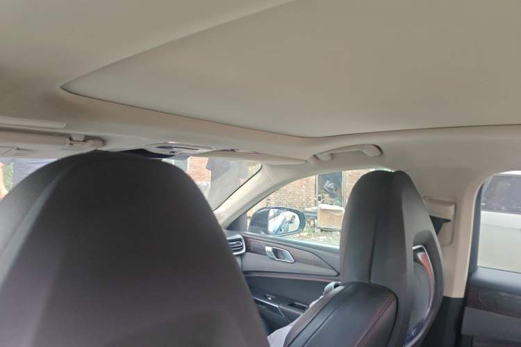Used Lynk & Co 02 2018 1.5T DCT Two-Wheel Drive Pro Version China V Emission Standard Headliner