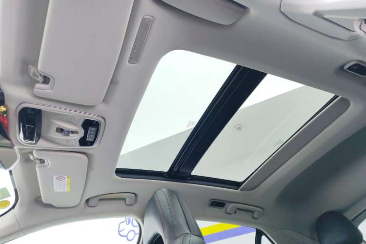 Used Lynk & Co 02 2018 2.0T DCT 4x4 Sport Pro Edition China V Standard Headliner