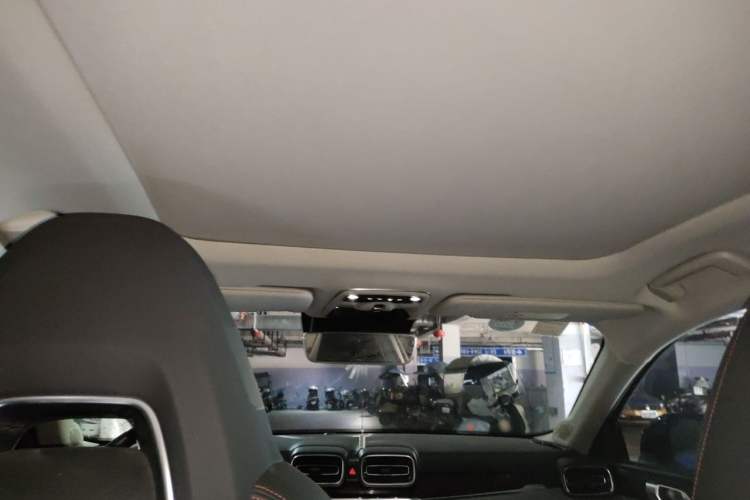 Used Lynk & Co 02 2018 1.5T DCT Two-Wheel Drive Pro Version China V Emission Standard Headliner