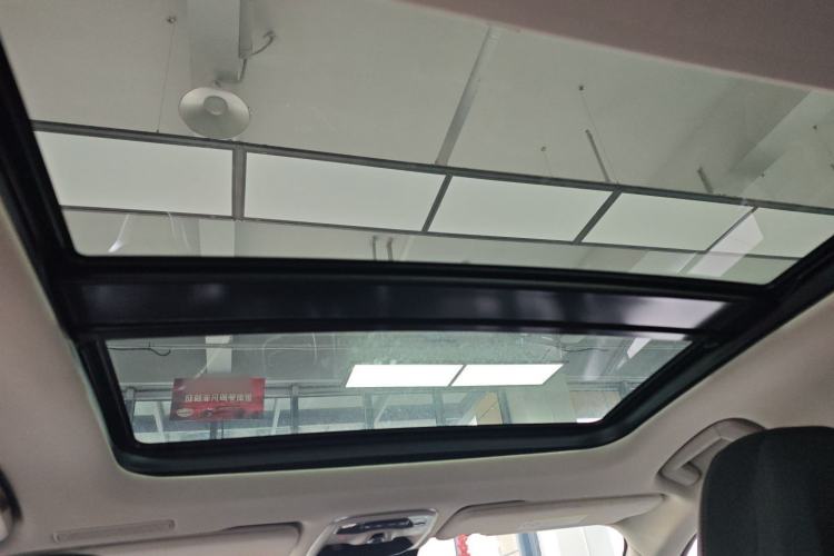 Used Lynk & Co 02 2018 1.5T DCT Two-Wheel Drive Pro Version China V Emission Standard Headliner