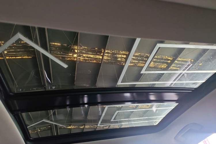 Used Lynk & Co 02 2018 1.5T DCT Two-Wheel Drive Pro Version China V Emission Standard Headliner
