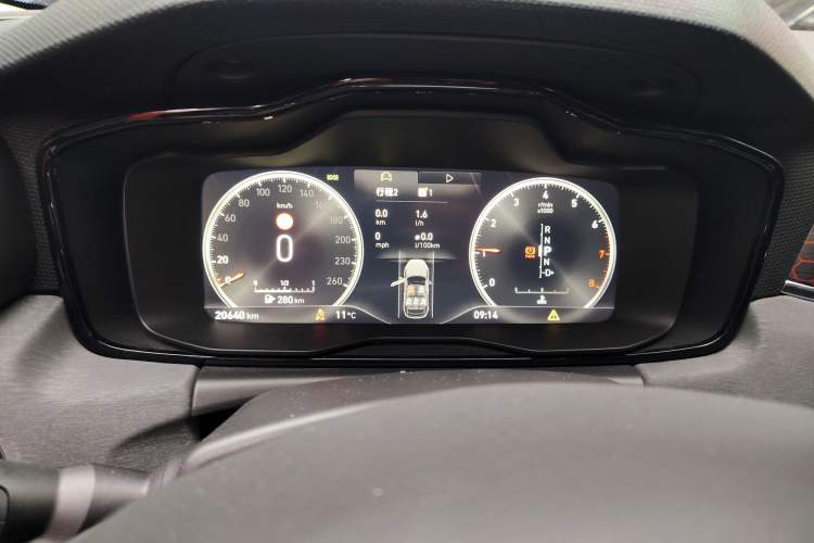 Used Lynk & Co 02 2018 1.5T DCT Two-Wheel Drive Pro Version China V Emission Standard Instrument Cluster