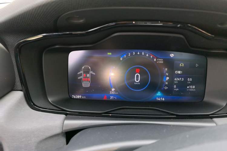 Used Lynk & Co 02 2018 1.5T DCT Two-Wheel Drive Pro Version China V Emission Standard Instrument Cluster