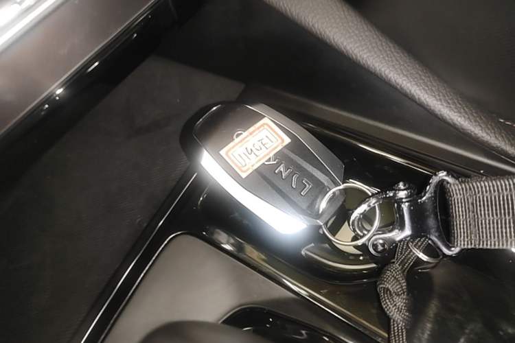 Used Lynk & Co 02 2018 1.5T DCT Two-Wheel Drive Pro Version China V Emission Standard Interior 1