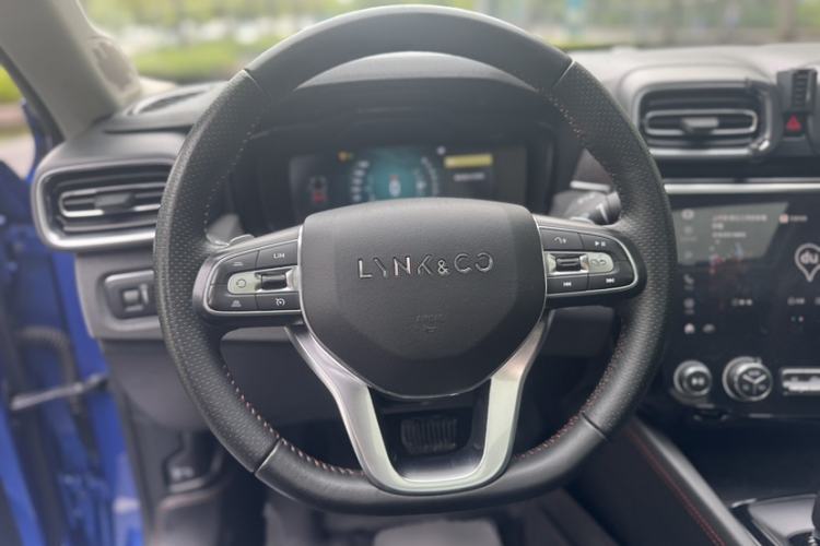Used Lynk & Co 02 2018 1.5T DCT Two-Wheel Drive Pro Version China V Emission Standard Interior 2