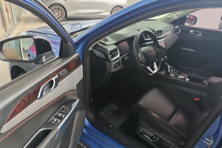 Used Lynk & Co 02 2018 1.5T DCT Two-Wheel Drive Pro Version China V Emission Standard Interior 3