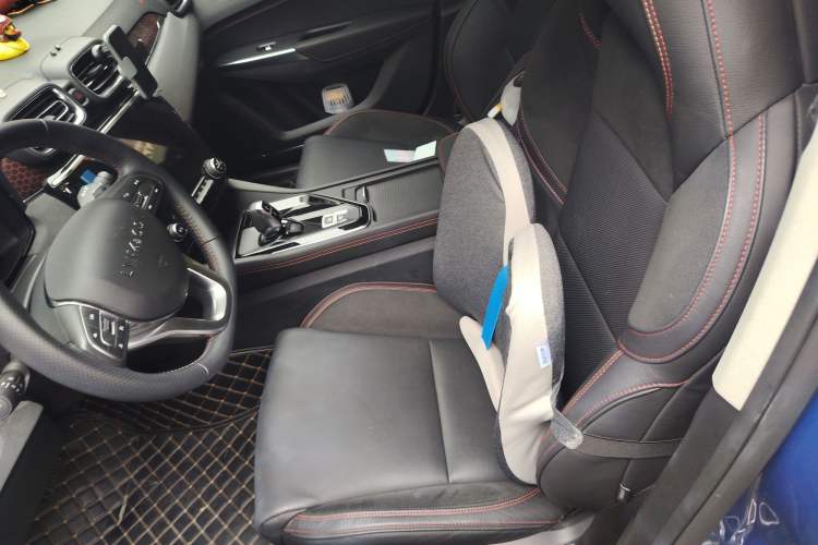Used Lynk & Co 02 2018 1.5T DCT Two-Wheel Drive Pro Version China V Emission Standard Left Front Seat