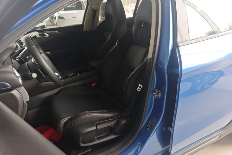 Used Lynk & Co 02 2018 1.5T DCT Two-Wheel Drive Sporty Version China V Standard Left Front Seat
