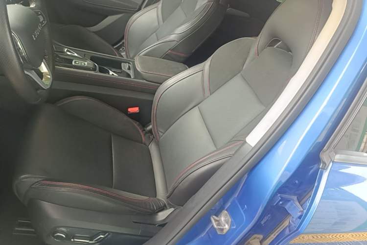 Used Lynk & Co 02 2018 1.5T DCT Two-Wheel Drive Pro Version China V Emission Standard Left Front Seat