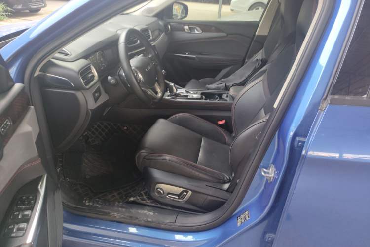Used Lynk & Co 02 2018 1.5T DCT Two-Wheel Drive Pro Version China V Emission Standard Left Front Seat