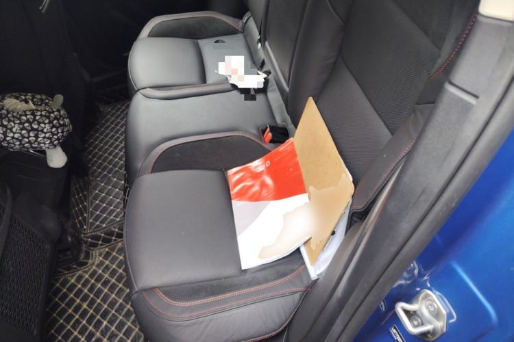 Used Lynk & Co 02 2018 1.5T DCT Two-Wheel Drive Pro Version China V Emission Standard Left Rear Seat