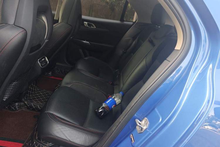 Used Lynk & Co 02 2018 1.5T DCT Two-Wheel Drive Sporty Version China V Standard Left Rear Seat