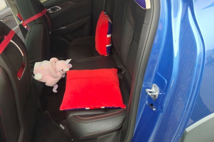 Used Lynk & Co 02 2018 1.5T DCT Two-Wheel Drive Pro Version China V Emission Standard Left Rear Seat