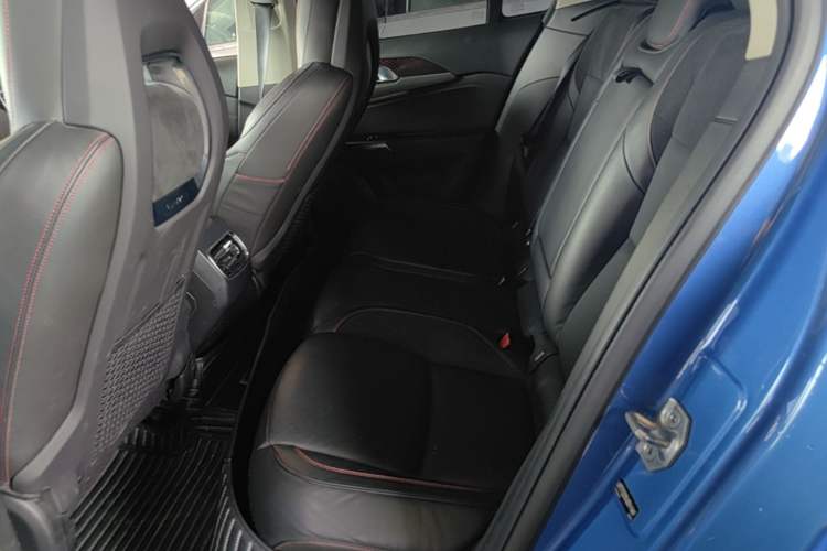 Used Lynk & Co 02 2018 1.5T DCT Two-Wheel Drive Pro Version China V Emission Standard Left Rear Seat