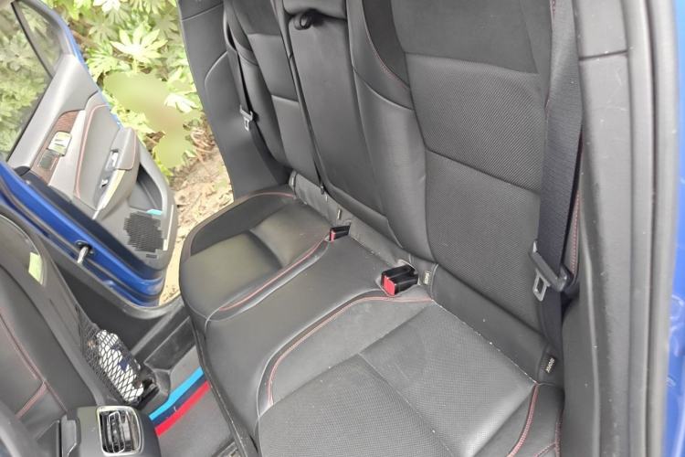 Used Lynk & Co 02 2018 1.5T DCT Two-Wheel Drive Sporty Version China V Standard Left Rear Seat
