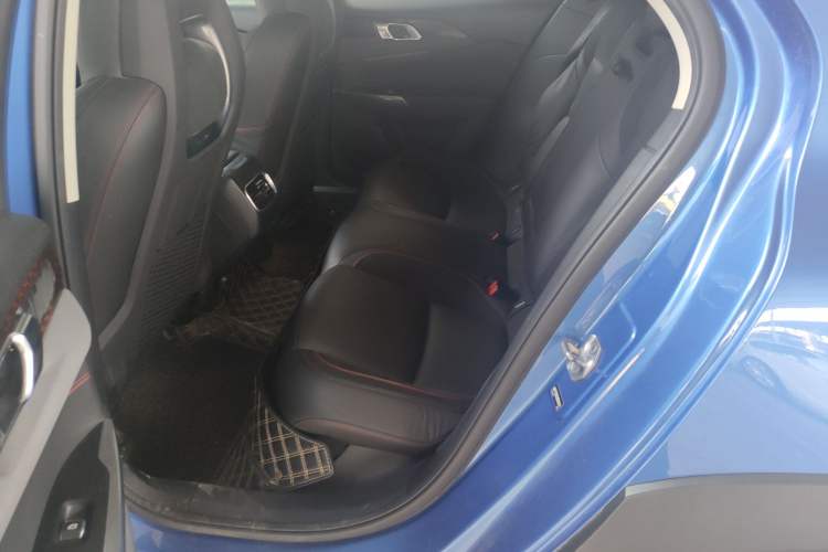 Used Lynk & Co 02 2018 1.5T DCT Two-Wheel Drive Pro Version China V Emission Standard Left Rear Seat