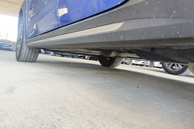 Used Lynk & Co 02 2018 1.5T DCT Two-Wheel Drive Pro Version China V Emission Standard Left Side Sill
