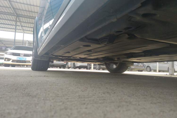 Used Lynk & Co 02 2018 1.5T DCT Two-Wheel Drive Pro Version China V Emission Standard Left Side Sill
