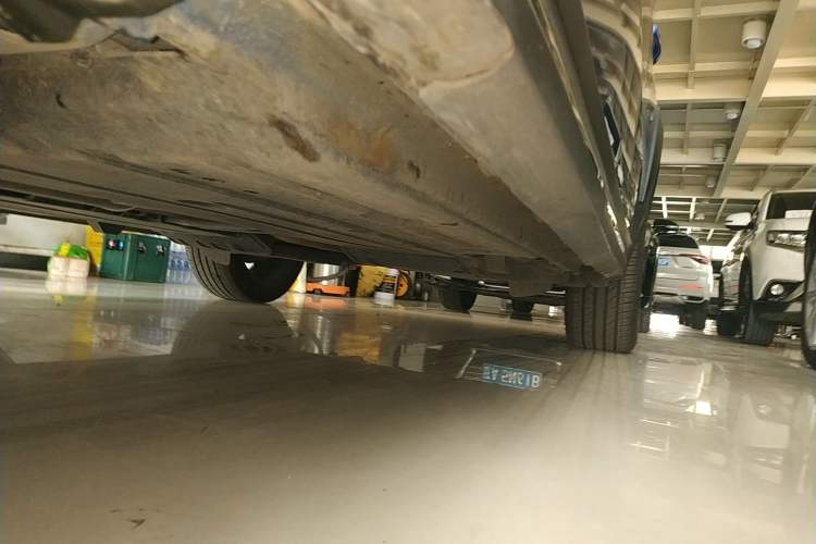 Used Lynk & Co 02 2018 1.5T DCT Two-Wheel Drive Sporty Version China V Standard Left Side Sill