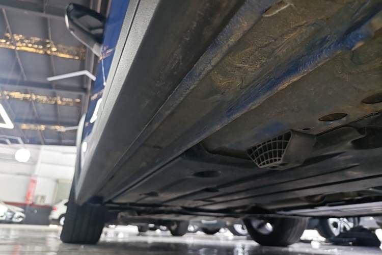 Used Lynk & Co 02 2018 1.5T DCT Two-Wheel Drive Pro Version China V Emission Standard Left Side Sill