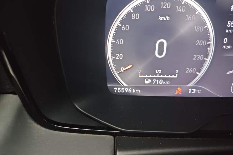 Used Lynk & Co 02 2018 1.5T DCT Two-Wheel Drive Pro Version China V Emission Standard Odometer Close Up