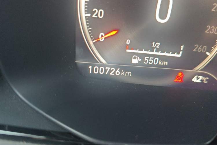 Used Lynk & Co 02 2018 1.5T DCT Two-Wheel Drive Sporty Version China V Standard Odometer Close Up