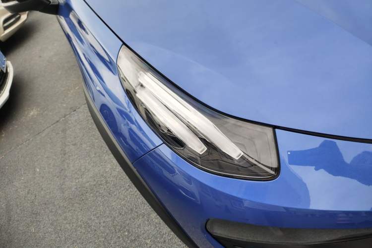 Used Lynk & Co 02 2018 1.5T DCT Two-Wheel Drive Pro Version China V Emission Standard Right Front Headlight