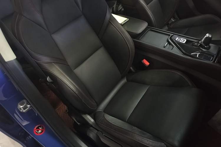 Used Lynk & Co 02 2018 1.5T DCT Two-Wheel Drive Sporty Version China V Standard Right Front Seat