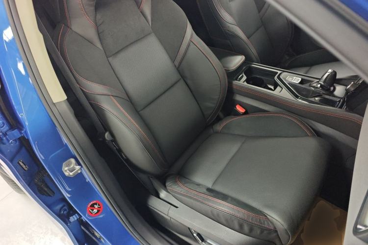 Used Lynk & Co 02 2018 1.5T DCT Two-Wheel Drive Pro Version China V Emission Standard Right Front Seat
