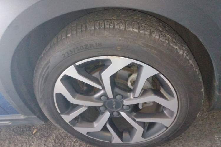 Used Lynk & Co 02 2018 1.5T DCT Two-Wheel Drive Pro Version China V Emission Standard Right Front Wheel Hub