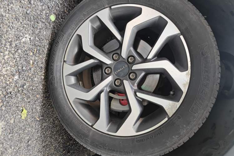 Used Lynk & Co 02 2018 1.5T DCT Two-Wheel Drive Pro Version China V Emission Standard Right Front Wheel Hub