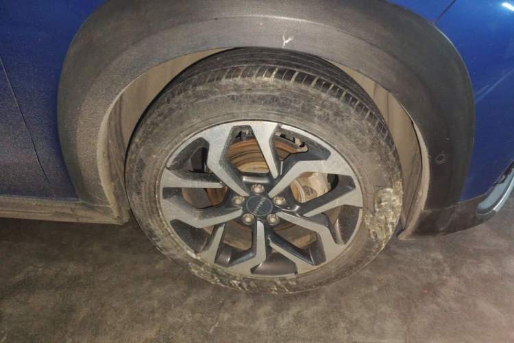 Used Lynk & Co 02 2018 1.5T DCT Two-Wheel Drive Pro Version China V Emission Standard Right Front Wheel Hub