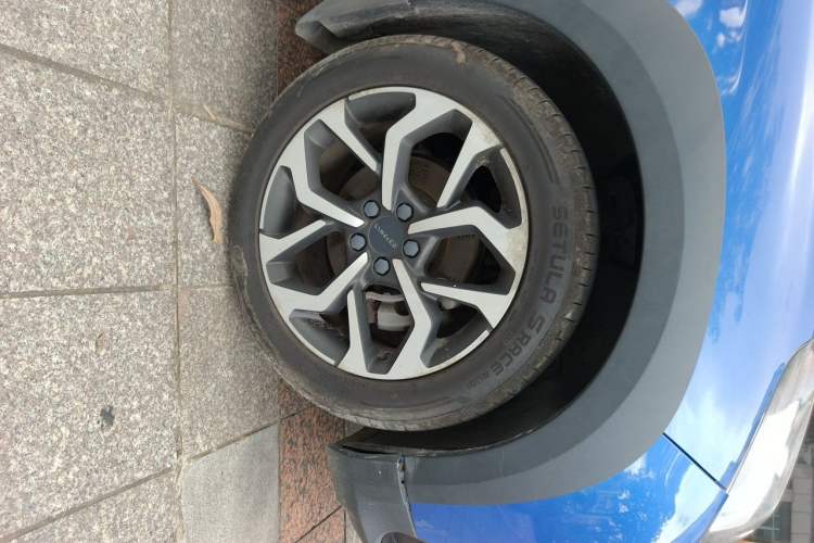 Used Lynk & Co 02 2018 1.5T DCT Two-Wheel Drive Zhaoban China V Standard Right Front Wheel Hub