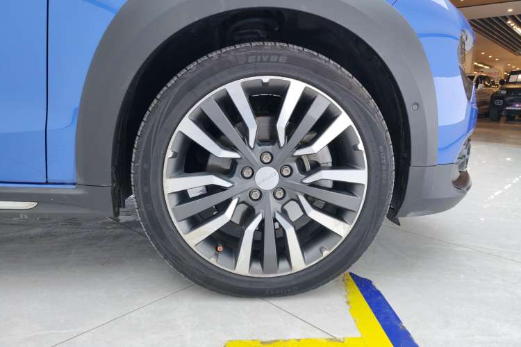 Used Lynk & Co 02 2018 2.0T DCT 4x4 Sport Pro Edition China V Standard Right Front Wheel Hub